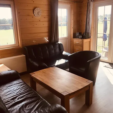 Wolfshuette * Hillesheim (Vulkaneifel)